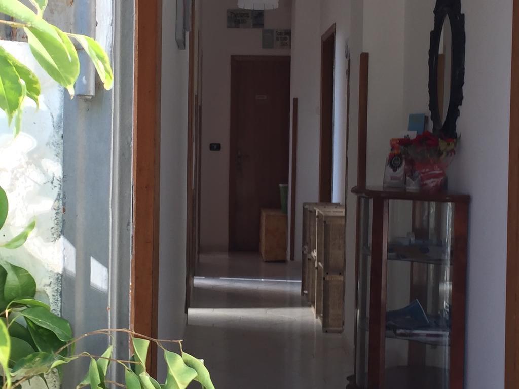 טאורמינה Holiday Home Gionny & Mary חדר תמונה
